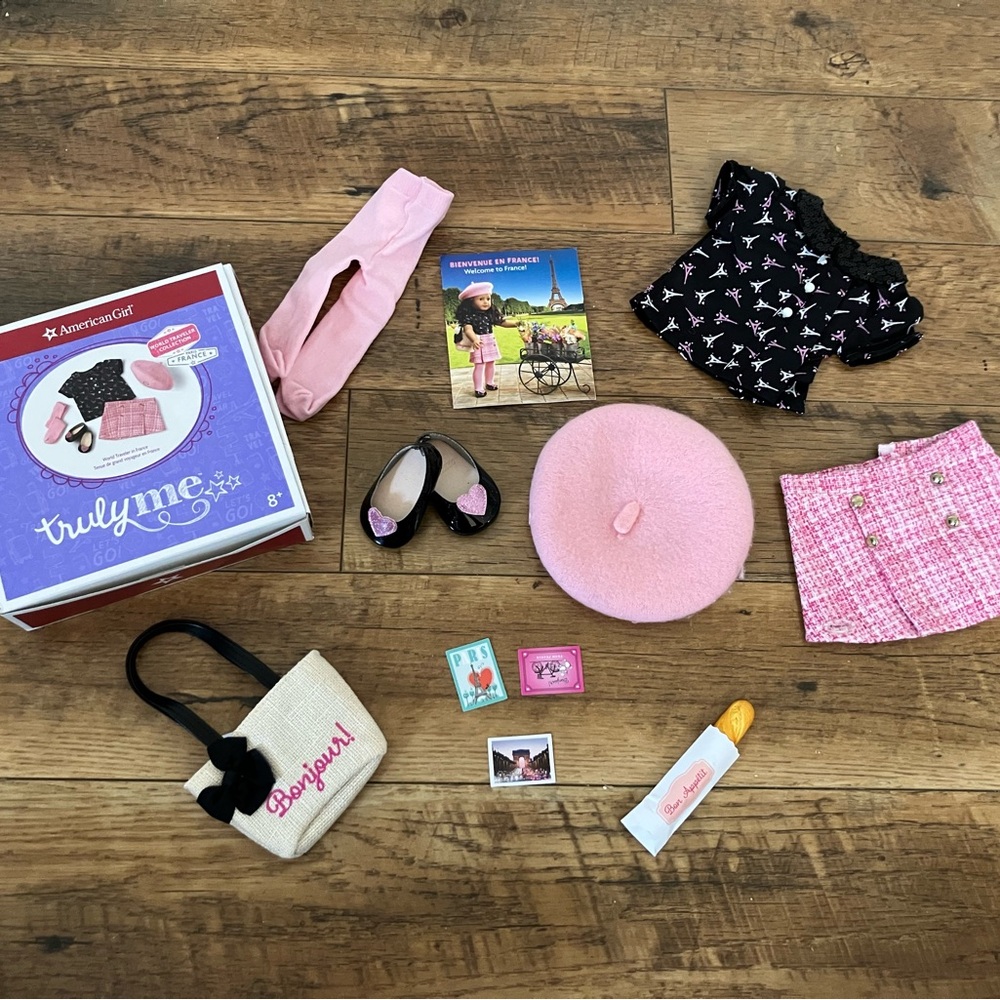NEW American Girl Truly Me World Traveler in France outfit, & French Souvenirs